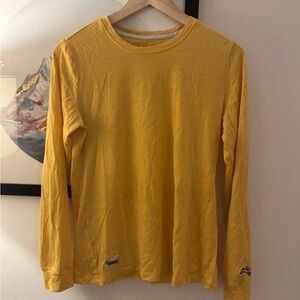 Tracksmith Harrier LS tee